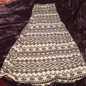 Maxi skirt Mint green print